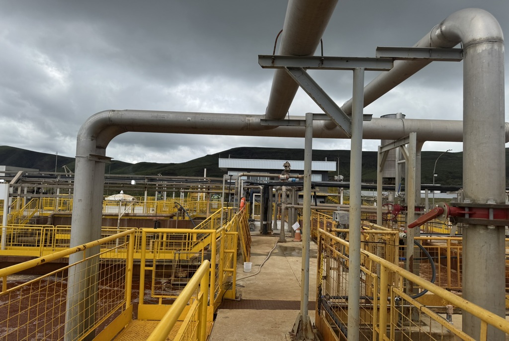 Instalação de sistemas de tratamento de efluentes (11)